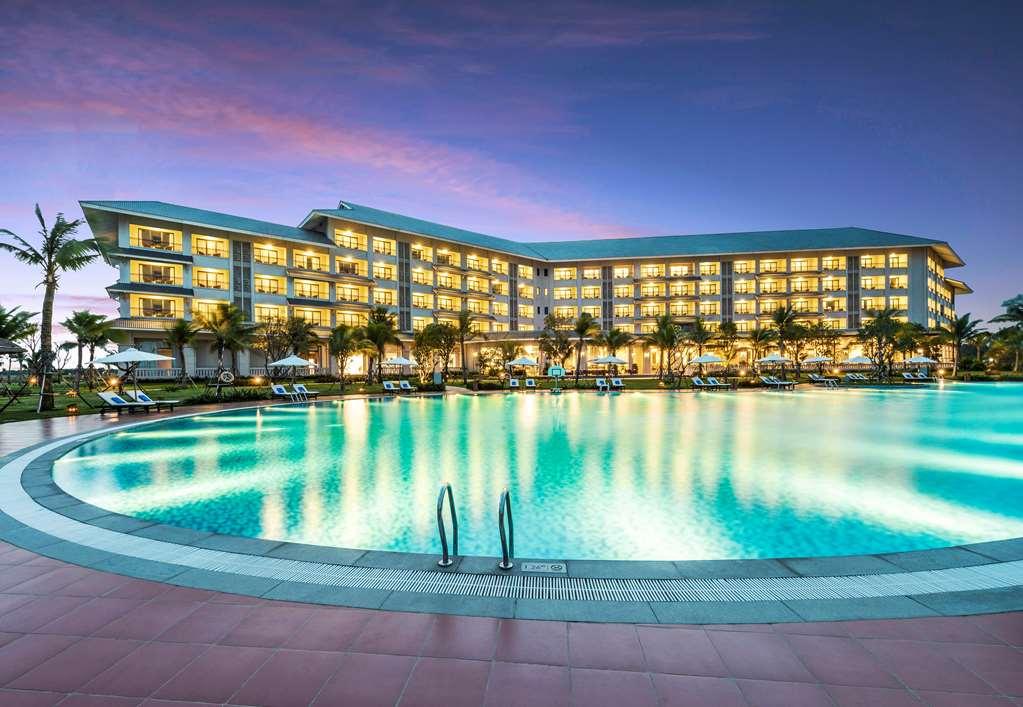 Melia Vinpearl Cua Hoi Beach Resort Cửa Lò Exterior foto